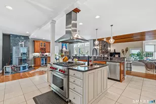 212 Fox Hollow Ln, Bristol, CT 06010 - Photo 5