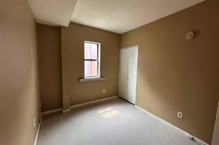 36 Essex St, Hartford, CT 06114 - Photo 19