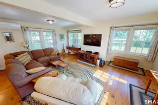 25 Beckwith St, East Lyme, CT 06357 - Photo 9