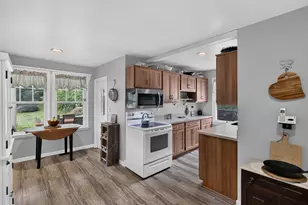 43 Upper Bartlett Rd, Waterford, CT 06375 - Photo 7