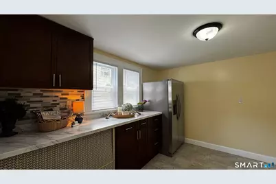 406 Oakwood Avenue, West Hartford, CT 06110 - Photo 7