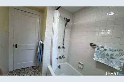 406 Oakwood Avenue, West Hartford, CT 06110 - Photo 13