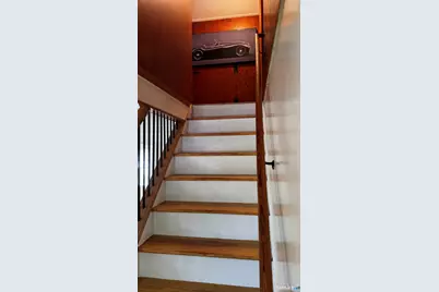 406 Oakwood Avenue, West Hartford, CT 06110 - Photo 15