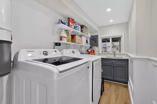108 Atlantic Ave, Groton, CT 06340 - Photo 33