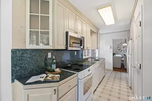 60 Arden Ln, Stamford, CT 06905 - Photo 7