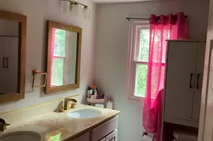 96 Allencrest Dr, Stratford, CT 06614 - Photo 9