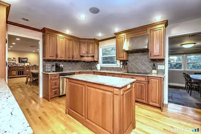 52 Lauderdale Drive, Trumbull, CT 06611 - Photo 23
