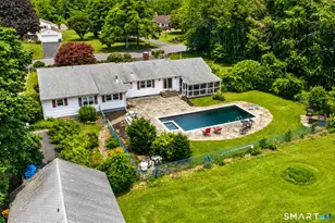 52 Lauderdale Dr, Trumbull, CT 06611 - Photo 5