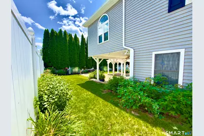 28 Weybosset Street, Shelton, CT 06484 - Photo 27