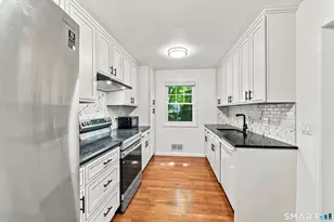 245 Hillandale Ave, Stamford, CT 06906 - Photo 9