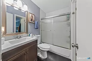 105 Peddlars Dr, Branford, CT 06405 - Photo 15
