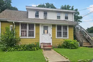 63 School St, Killingly, CT 06239 - Photo 3