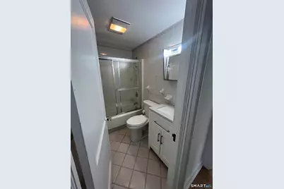1094 Chase Parkway, Waterbury, CT 06708 - Photo 19