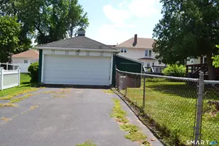 284 Deerfield Rd, Windsor, CT 06095 - Photo 5