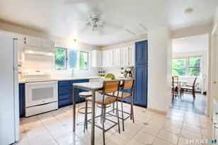 132 Perry Ave, Norwalk, CT 06850 - Photo 11