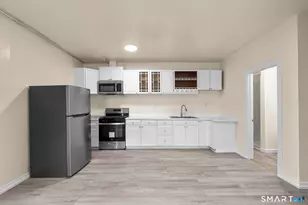 170 Meriden Rd, Waterbury, CT 06705 - Photo 3