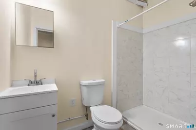 170 Meriden Road, Waterbury, CT 06705 - Photo 19