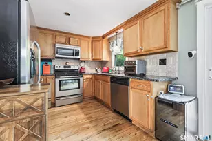 98 Edgewood Ave, Thomaston, CT 06787 - Photo 7