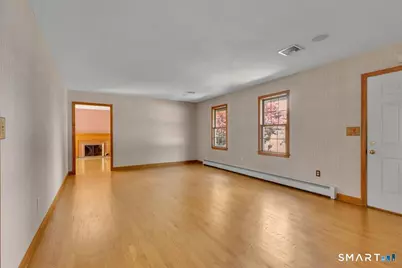 48 Lenti Drive, Manchester, CT 06040 - Photo 3