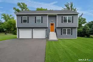 48 Lake St, Plainfield, CT 06354 - Photo 1