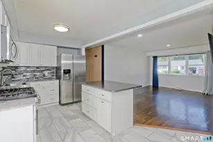 19 Yale Dr, Enfield, CT 06082 - Photo 9
