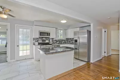 19 Yale Drive, Enfield, CT 06082 - Photo 7
