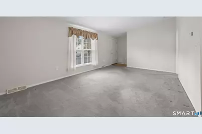 8 Rose Court, East Windsor, CT 06088 - Photo 9