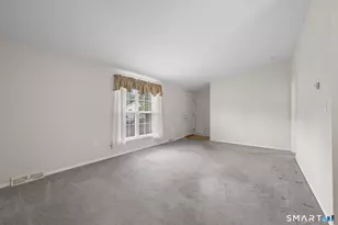 8 Rose Ct, East Windsor, CT 06088 - Photo 9