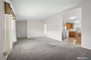 8 Rose Ct, East Windsor, CT 06088 - Photo 7