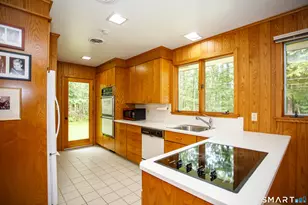 55 Butternut Dr, Norwich, CT 06360 - Photo 13