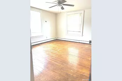 1910 Park Avenue, Bridgeport, CT 06604 - Photo 17