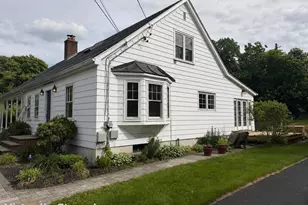 24 Amos St, Hamden, CT 06518 - Photo 5