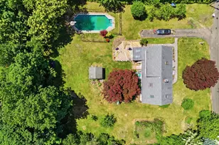 24 Amos St, Hamden, CT 06518 - Photo 7