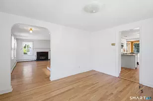 24 Amos St, Hamden, CT 06518 - Photo 17