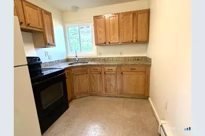 39 Village Street, Vernon, CT 06066 - Photo 3
