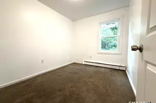 39 Village St, Vernon, CT 06066 - Photo 17