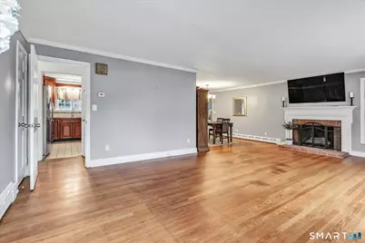 7 Thorburn Avenue, Trumbull, CT 06611 - Photo 3