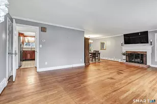 7 Thorburn Ave, Trumbull, CT 06611 - Photo 3