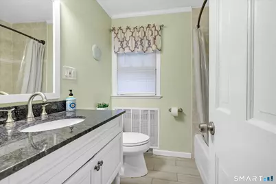 7 Thorburn Avenue, Trumbull, CT 06611 - Photo 21