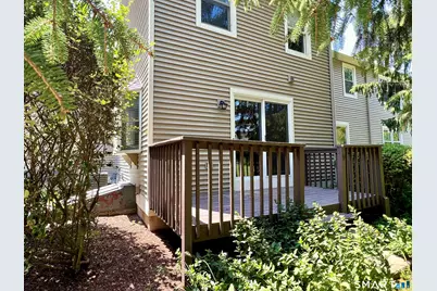 9 Ayreshire Court #9, Suffield, CT 06078 - Photo 9