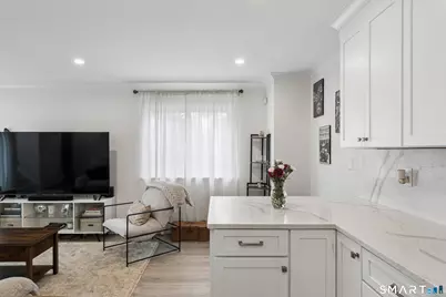 291 Hope Street #A14, Stamford, CT 06906 - Photo 13