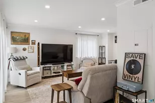 291 Hope St, Stamford, CT 06906 - Photo 5