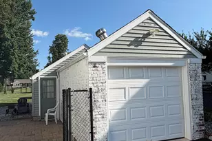 334 Prospect St, Wethersfield, CT 06109 - Photo 5
