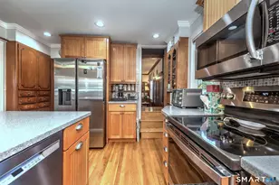 36 Shell Ave, Milford, CT 06460 - Photo 13