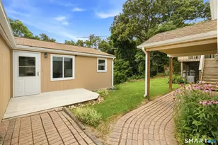 32 Cedar Ln, Montville, CT 06382 - Photo 11