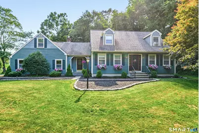 165 Pruett Place, Montville, CT 06370 - Photo 1