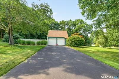165 Pruett Place, Montville, CT 06370 - Photo 5