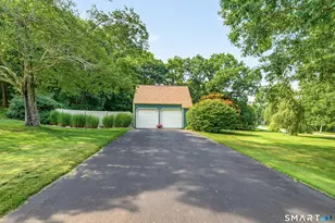 165 Pruett Pl, Montville, CT 06370 - Photo 5