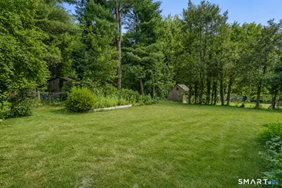 24 Sandhurst Drive, West Hartford, CT 06107 - Photo 35
