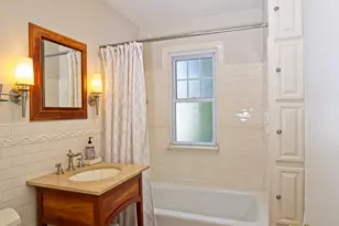 94 Lancaster Rd, West Hartford, CT 06119 - Photo 21